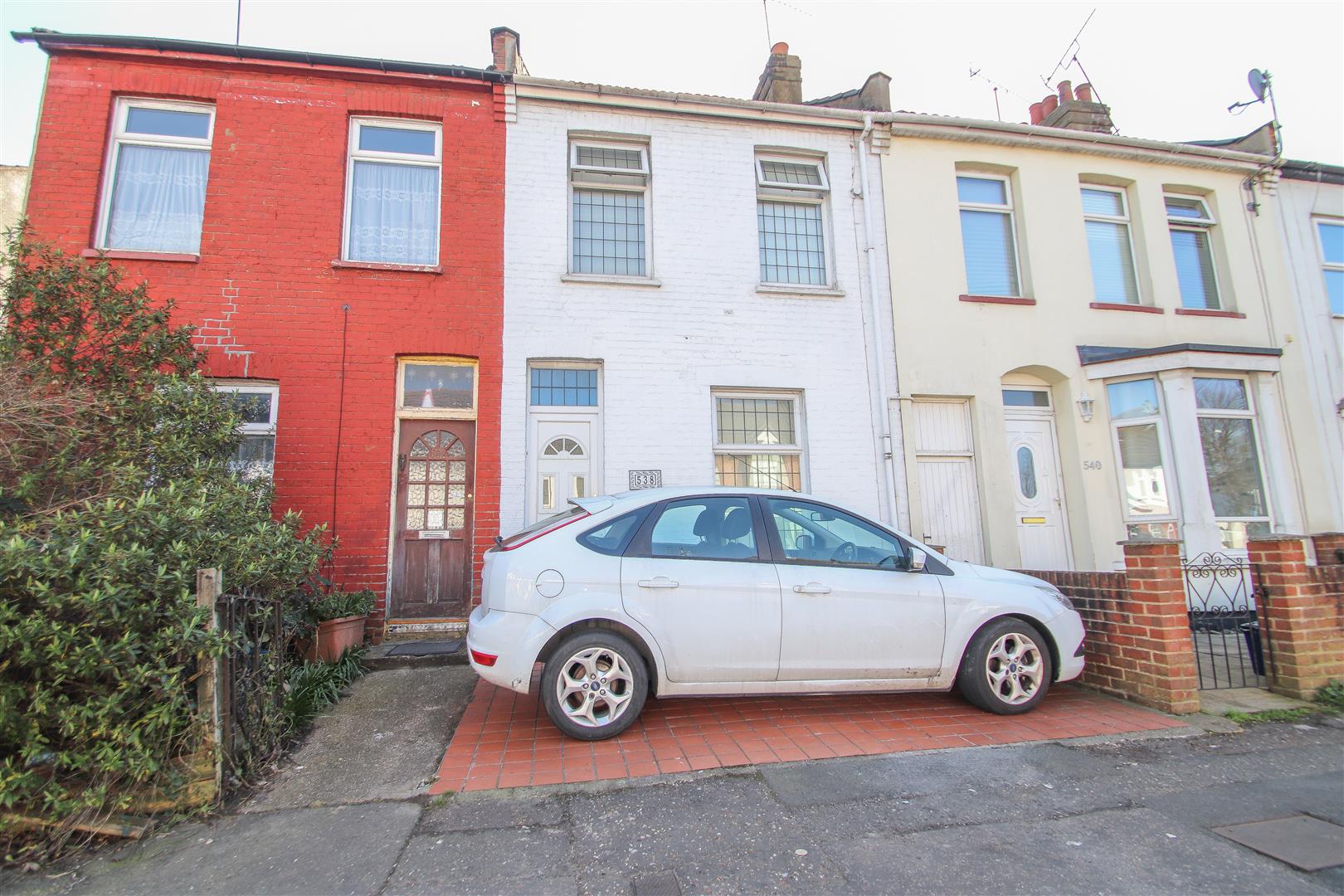 Appointmoor Fairfax Drive, WestcliffOnSea